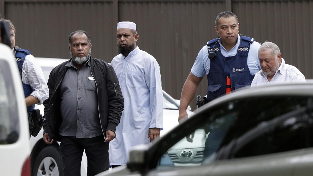 Vidéo : Attaques des mosquées en Nouvelle-Zélande : Attention : Âmes sensibles s’abstenir.