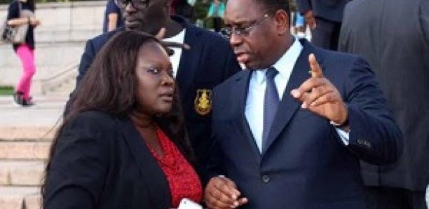 VIDEO – Ndella Madior Diouf : « Pourquoi je quitte Madické Niang pour Macky Sall » Ndella Madior Diouf officialise son ralliement au camp présidentiel. Elle donne ses raisons dans cet entretien…