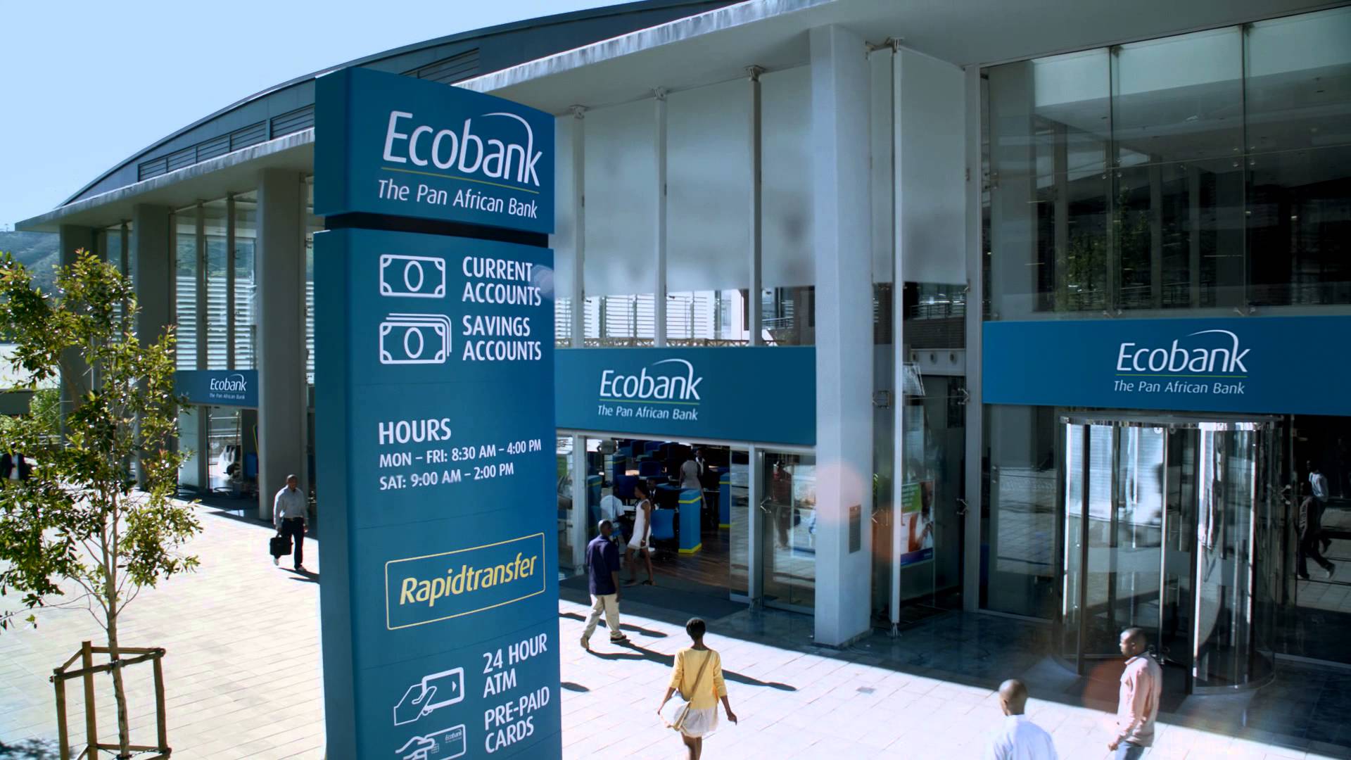 Ecobank : Un étudiant pompe 323 millions