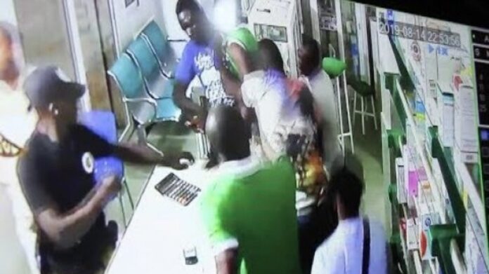 (Vidéo) Incident à la pharmacie Fadilou Mbacké: le commissaire Sangaré radié