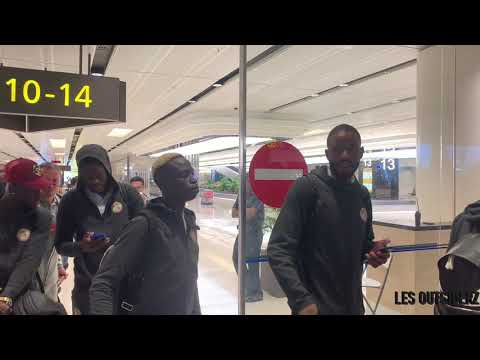(Vidéo) L’arrivée des Lions à Singapour après 14 heures de vol